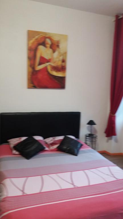 Appart'Hotel Les Tilleuls Saint-Macaire Zimmer foto
