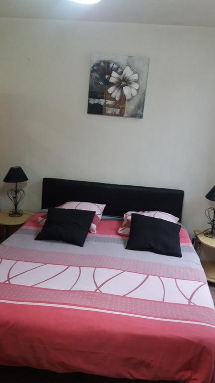 Appart'Hotel Les Tilleuls Saint-Macaire Zimmer foto
